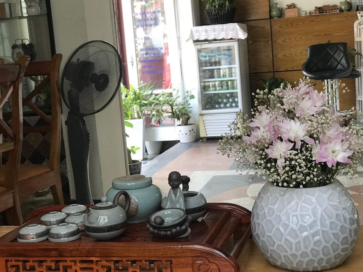 Hoang Trieu Hotel Хюе Екстер'єр фото
